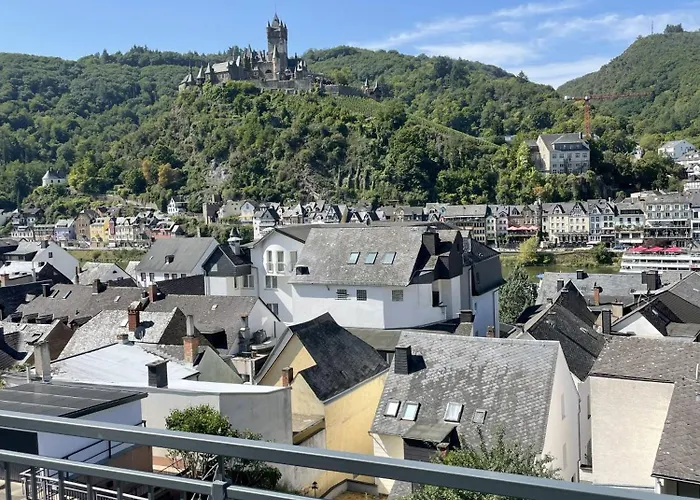 Moselvilla Thiesen 公寓